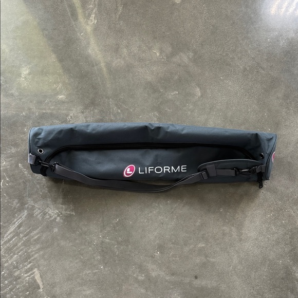 Liforme Handbags - Liforme Yoga Mat Bag